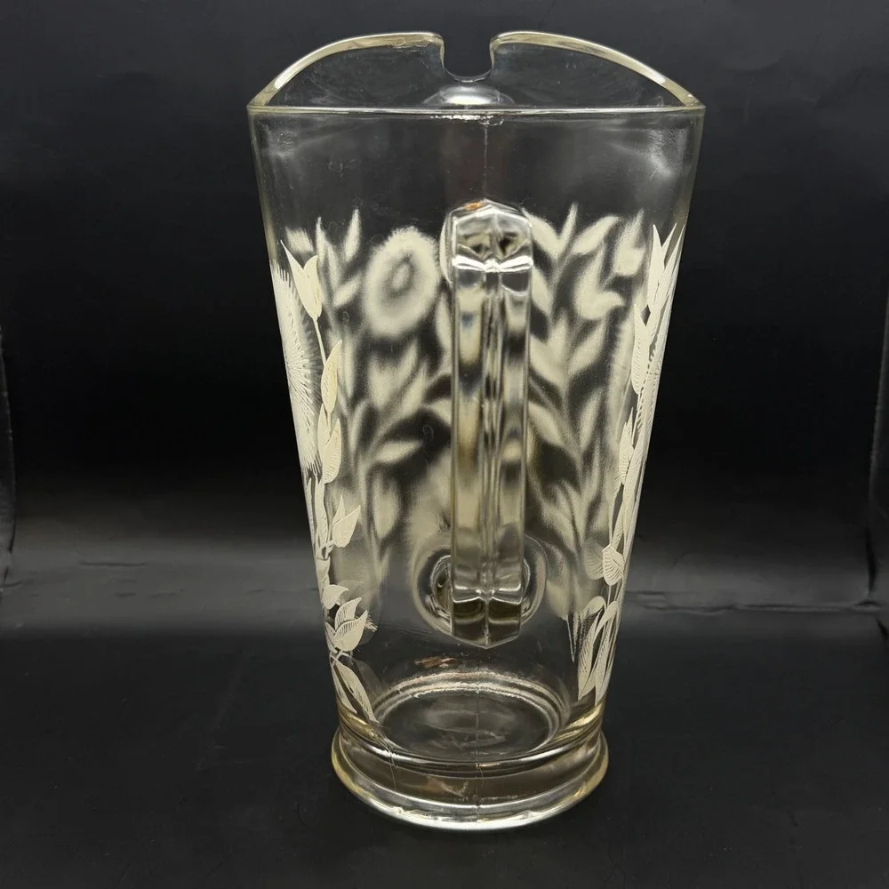 Vtg Jeanette Glass Clear Cosmos Pitcher White Frosted Floral Sunburst Design 9in